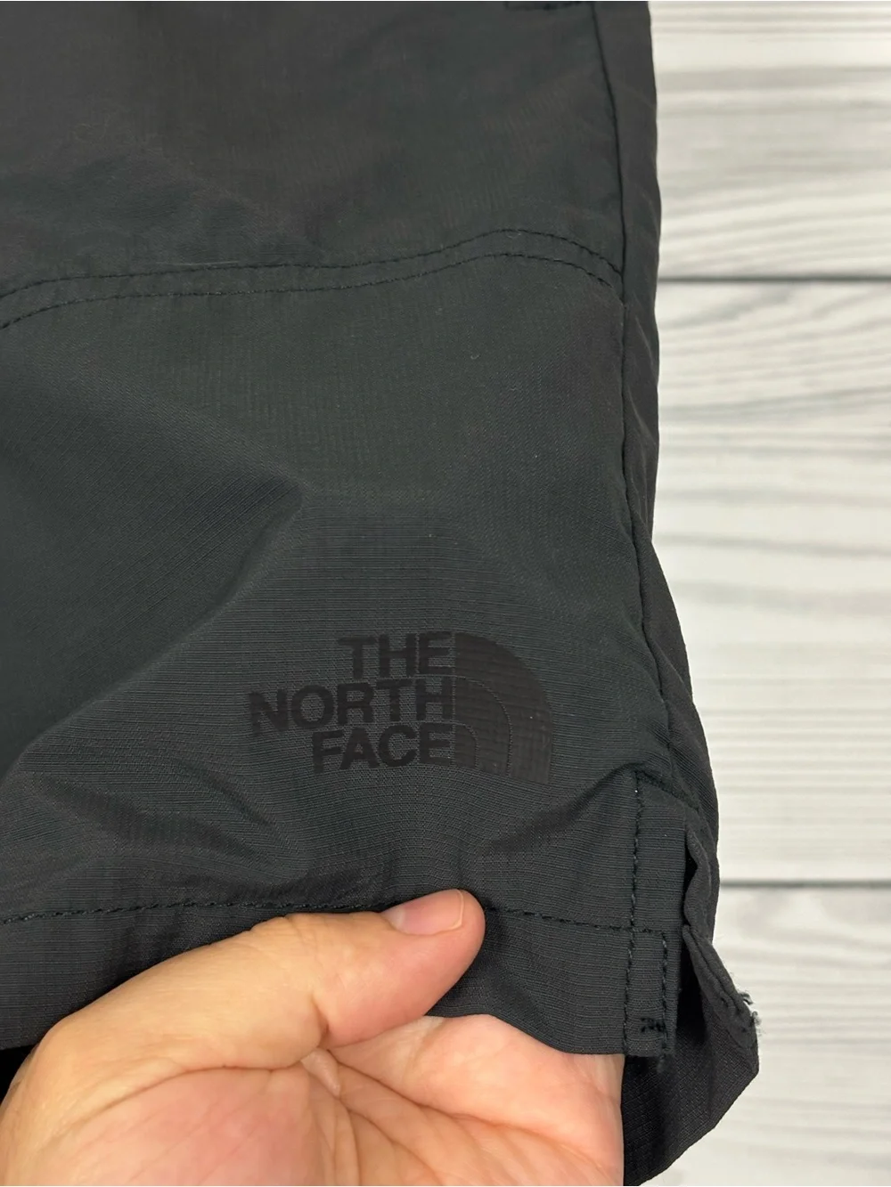 The North Face men’s pull on adventure shorts size large hiking outdoor